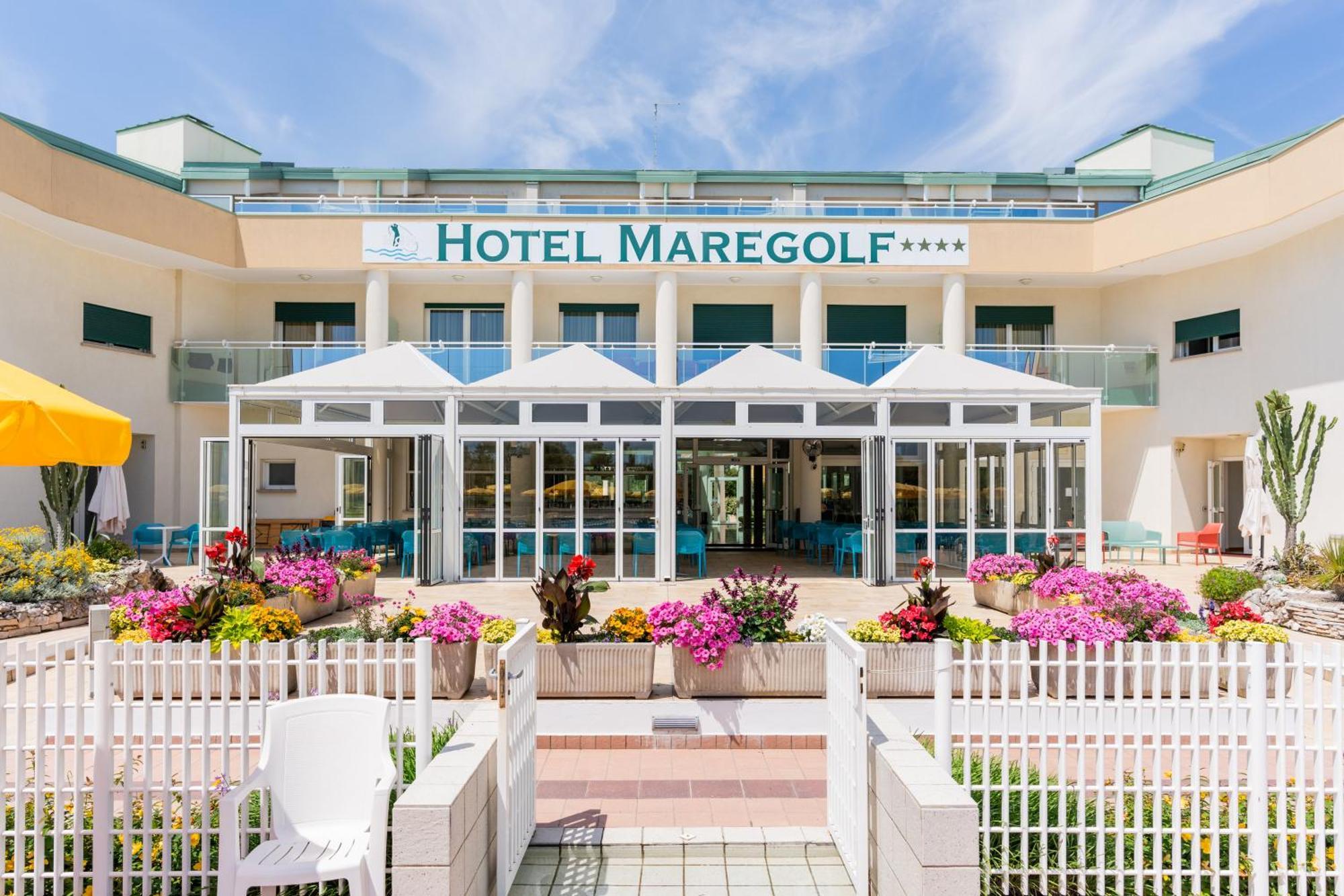 Hotel Maregolf Caorle Exterior photo